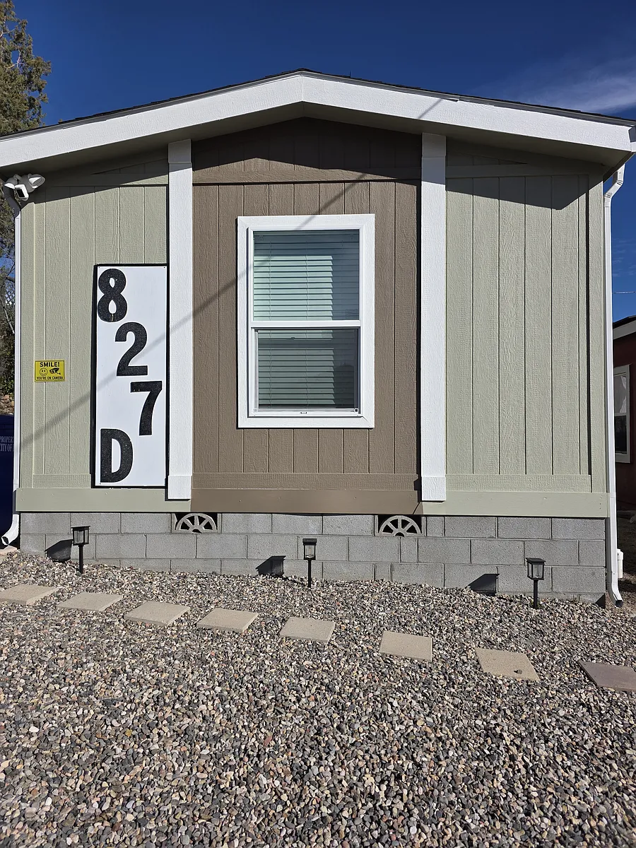 Photo 1 of 13 - 827 5th St #D - Prescott, AZ Primary Photo - 827 5th St #D