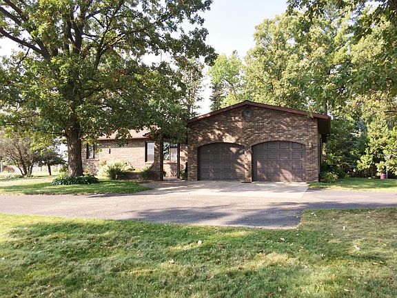 2nd image of 37690 County Highway 135