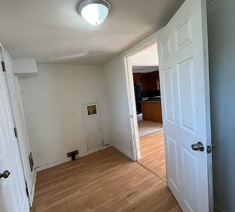 4th image of 1701 Portage A & O Doanias