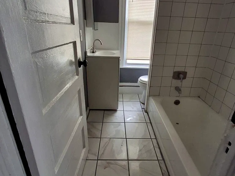 79 Garden St #1 — Photo 9