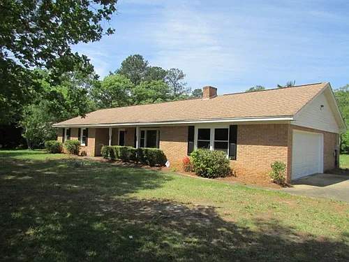 2940 Steeplechase Dr Photo 1