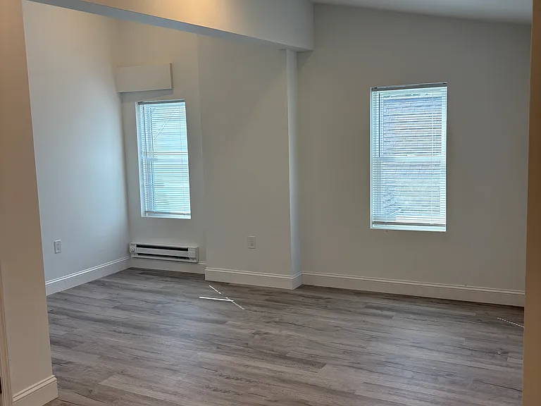 125 Sibley Ave #D — Photo 5