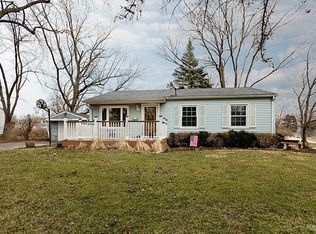 7627 Westview Ln, Woodridge, IL