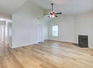 6211 Rolling Fork Rd APT E, North Charleston, SC 29406