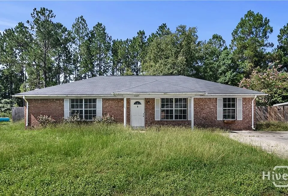 1325 Loblolly Dr