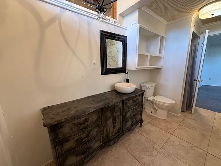 2073 Highland Ave — Photo 17
