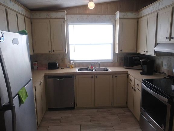 3rd image of 5200 28th St N #657