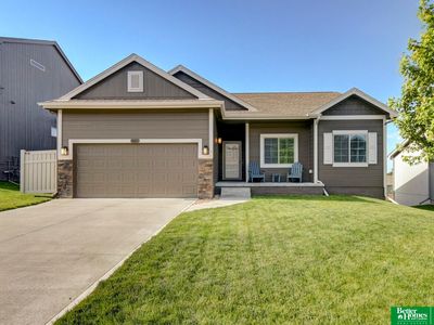 18827 Rosewood St, Gretna, NE, 68028
