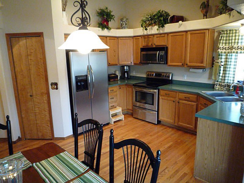 1st image of 6460 Gemfield Dr