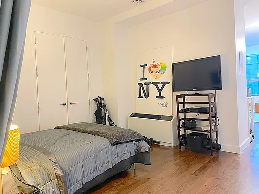 Rented by Modern Spaces | media 4
