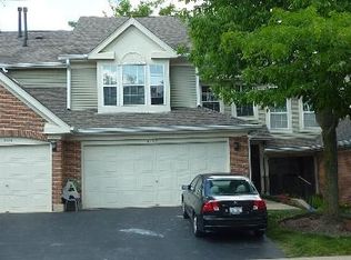 2142 Stirling Ct, Hanover Park, IL 60133