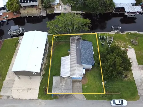 10270 W Grotto Ct, Homosassa, FL 34448