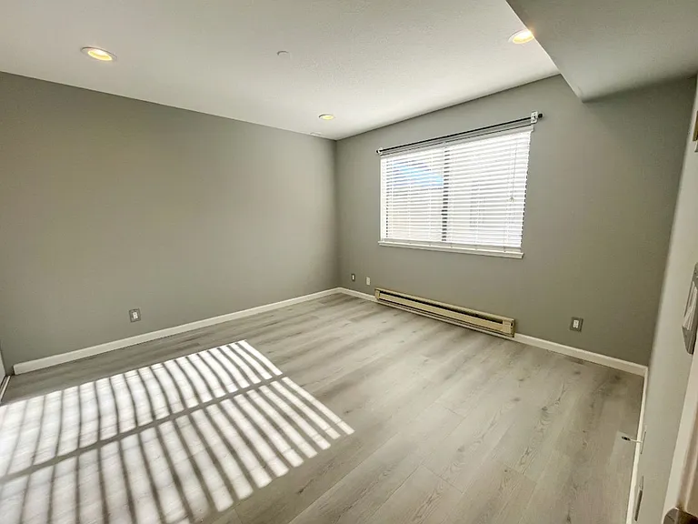 39470 Albany Cmn #G — Photo 8