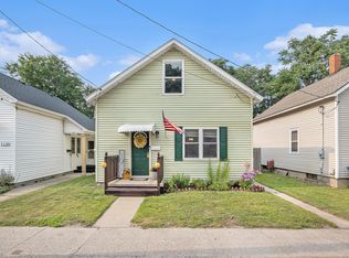 1122 21st St, Manistee, MI 49660