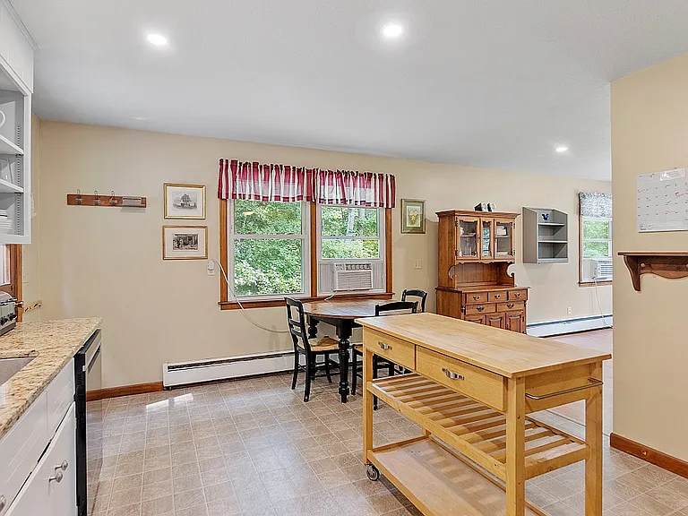 590 Ashby State Rd — Photo 8