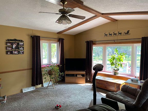 3rd image of 81 Falling Creek Cir