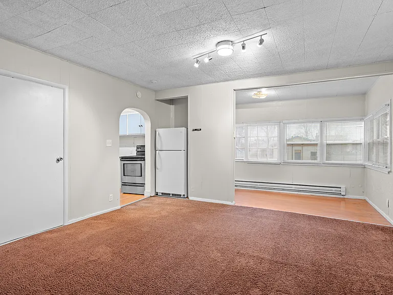 490 N Water Ave #2 — Photo 12