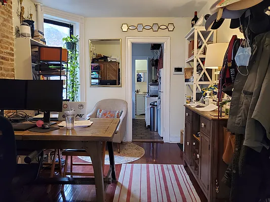 Rented by Frank Valvo Real Estate | media 20