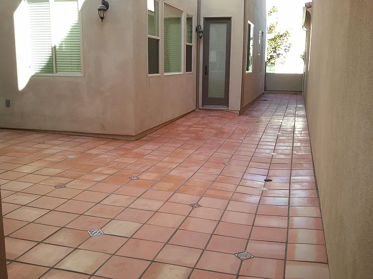 2967 Farragut Rd — Photo 13