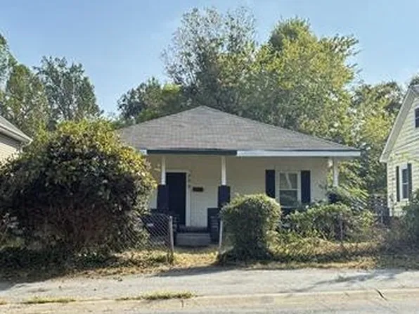 309 Houston St, Charlotte, NC 28214