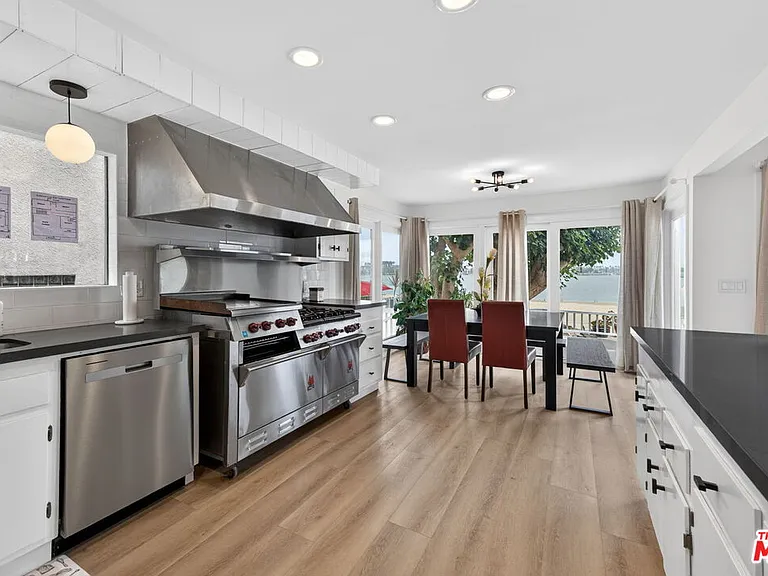 6819 E Ocean Blvd — Photo 19