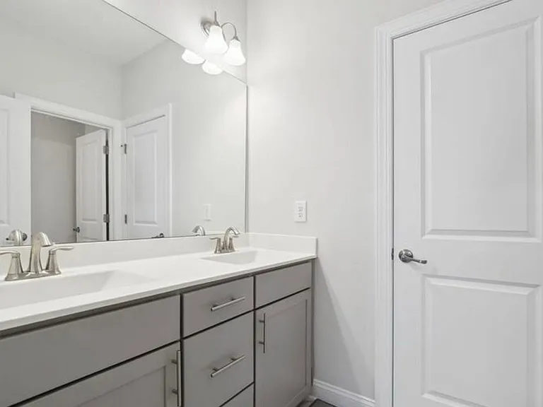 1929 Rothesay Dr — Photo 20