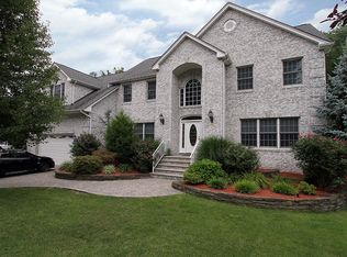 13 Degraw Rd, Riverdale, NJ 07457