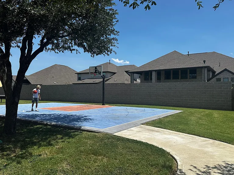 303 Bello Dr — Photo 17
