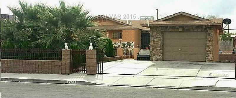 1st image of 2208 Brady Ave