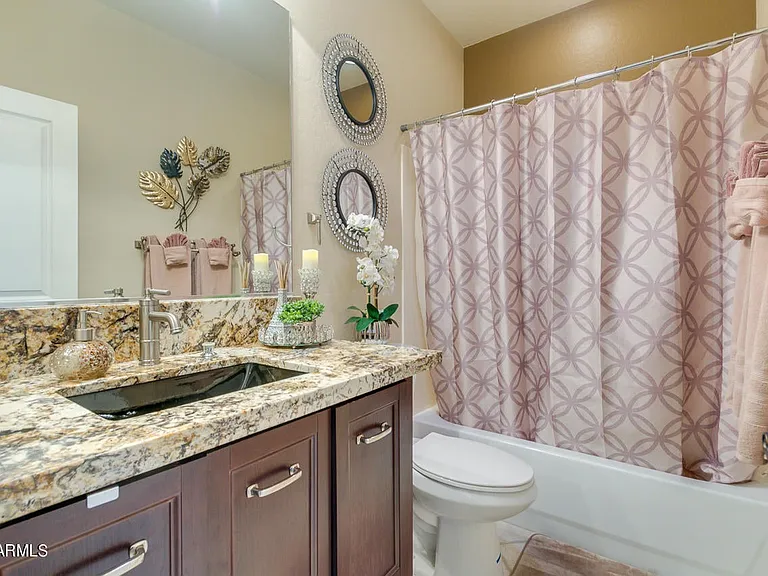 3922 E Carson Rd — Photo 10