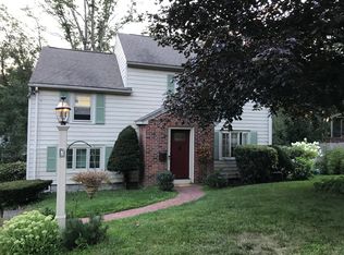 7 Paradox Dr, Worcester, MA 01602