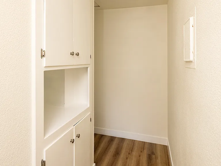 15925 S Myrtle Ave #15925 — Photo 8