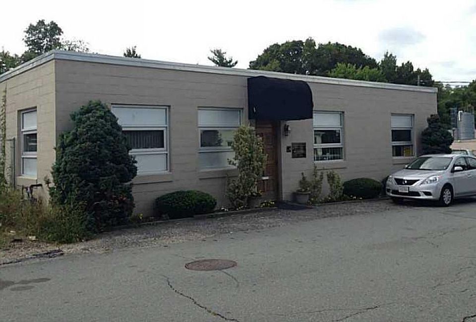 1st image of 31 Humbert St