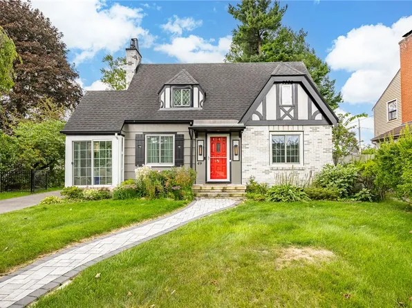 49 Yorkshire Rd, Rochester, NY 14609