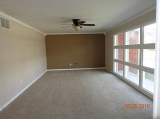 1233 Lakeview Dr, Scottsburg, IN 47170