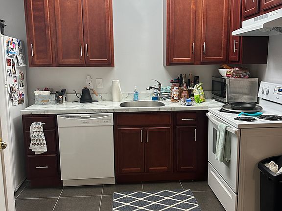 5th image of 307 N 26th St #5