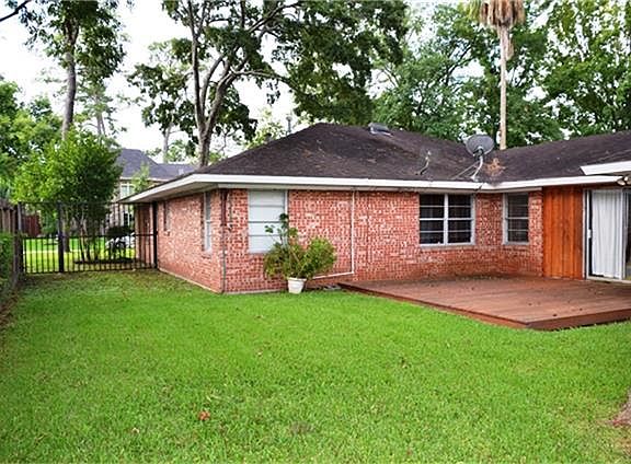 5th image of 8806 Cedarspur Dr