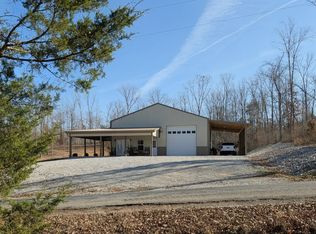 400 Toms Creek Rd, Linden, TN 37096