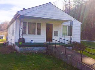 49 Vanzel Borders Rd, Salyersville, KY 41465