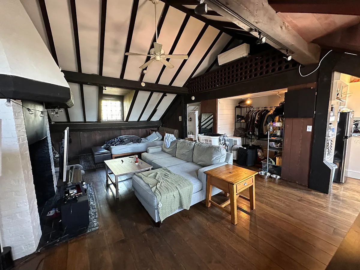 Building Photo - 75 Mount Vernon St #5