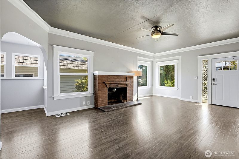 5th image of 3516 Hoyt Avenue
