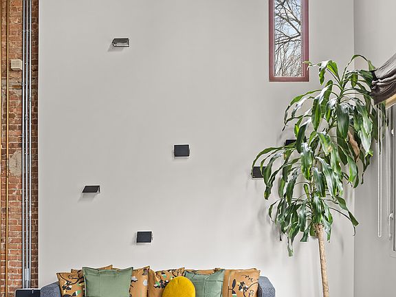 4th image of 22 Fort Greene Pl