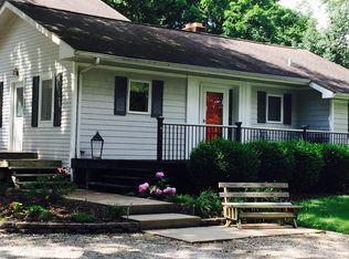 22 Hazel Ln, Springfield, IL 62712