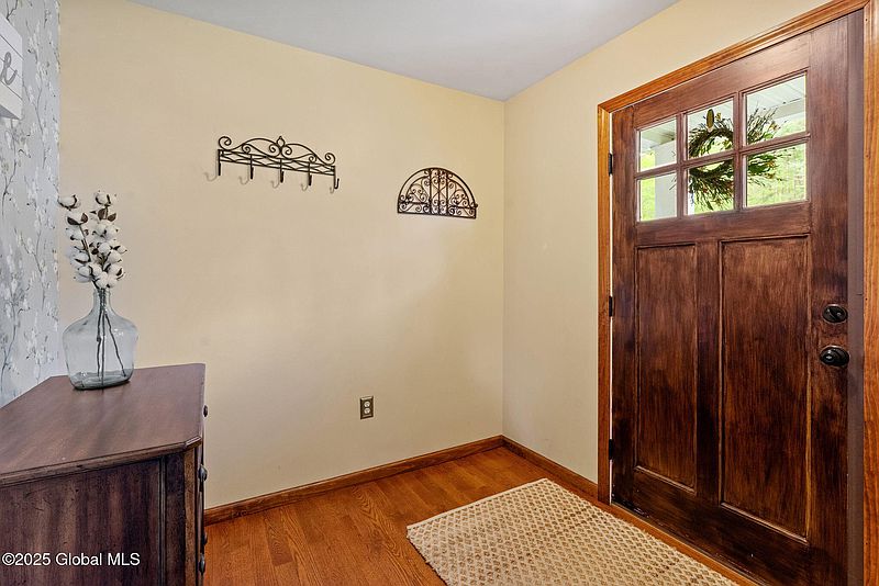 4th image of 7 Kent Place