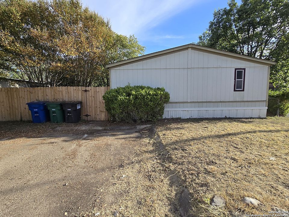 1st image of 16240 #94 San Pedro