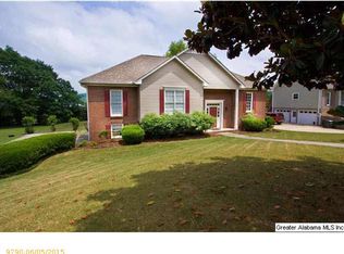 104 Heather Ridge Dr, Pelham, AL 35124