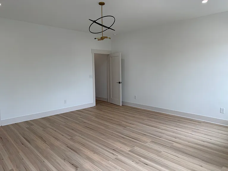105 Hart Ln #E — Photo 17