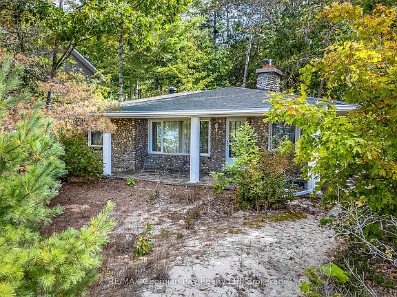 3rd image of 750 Tiny Beaches Rd S