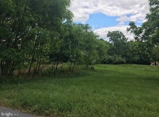 Discovery Rd, Martinsburg, WV 25403