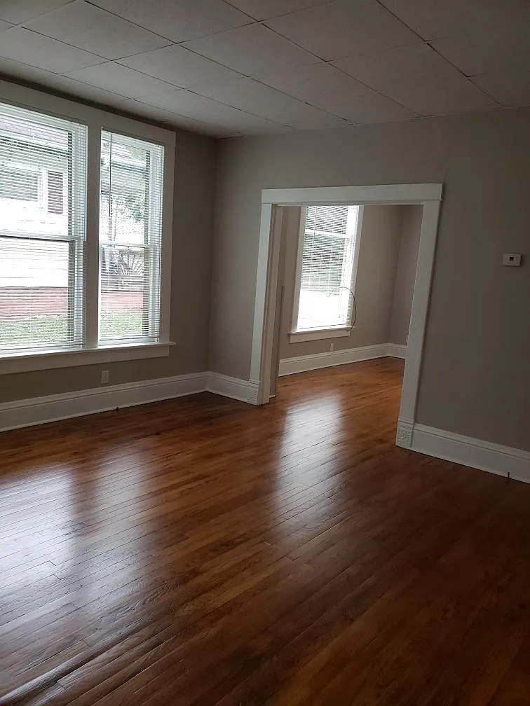 2937 Jules St — Photo 3